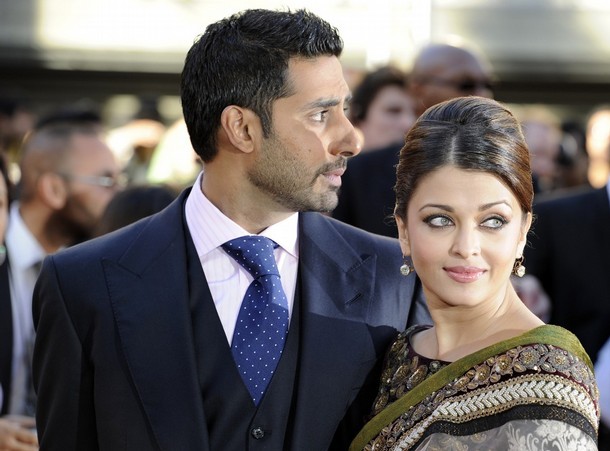 Married Bollywood couple Abishek Bachchan L and Aishwayra Rai Bachchan arrive for the world premiere of their film Raavan at the BFI in London, June 16, 2010.