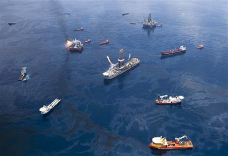 Oil covers the surface of the Gulf of Mexico on the vicinity of BP&#039;s Deepwater Horizon spill source