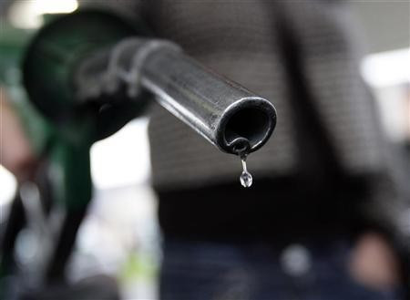 A customer fuels her car