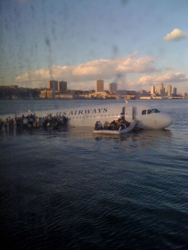 @jkrums Tweets Hudson River Plane Crash