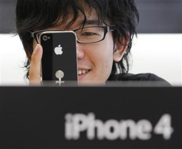 Apple's iPhone 5 and iPhone 4S Set for October Release?