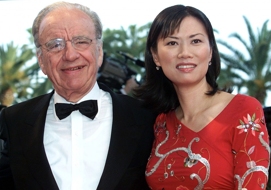 RUPPERT MURDOCH AND HIS WIFE WENDI DENG ARRIVE FOR quotMOULIN ROUGEquot BY DIRECTOR BAZ LUHRMANN.