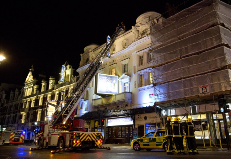London Apollo Theatre collapse injures dozens
