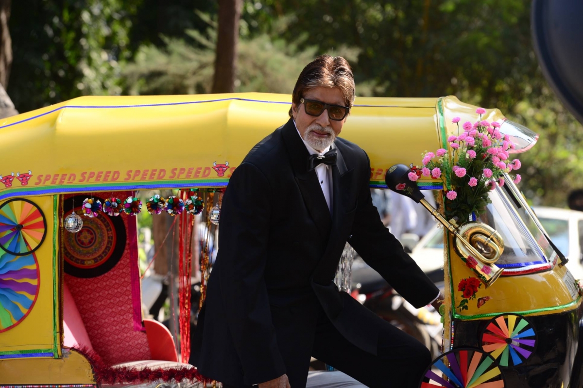 Aamir Khan and Amitabh Bachchan pose for the media at the Trailer Launch of  Broken Horses Photo