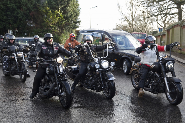 Hell's Angels accompany the coffin of Ronnie Biggs at the Great Train Robber's funeral