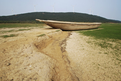 A boat is stranded on the dried-up bed of Poyang Lake.