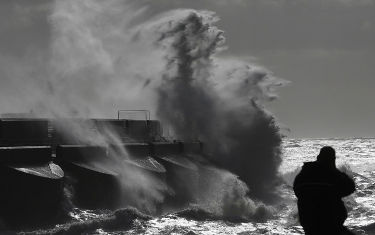 UK Flooding: Defra Raised Crisis Management Alarm on £800m Budget Cuts