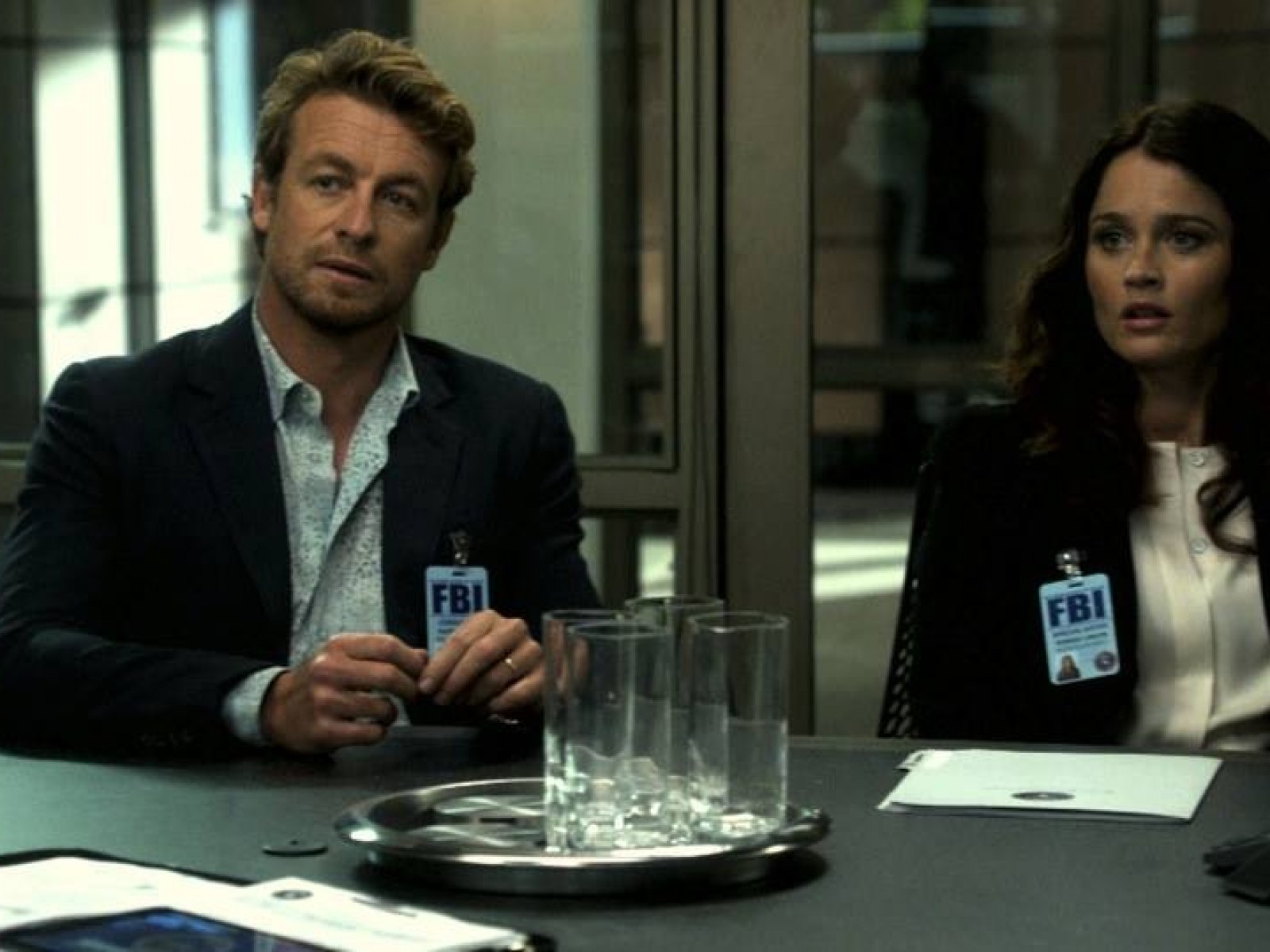 The Mentalist Season 6: New Episode 'Black Helicopters' Has Conspiracy,  Mexico and 'Classic' Jane