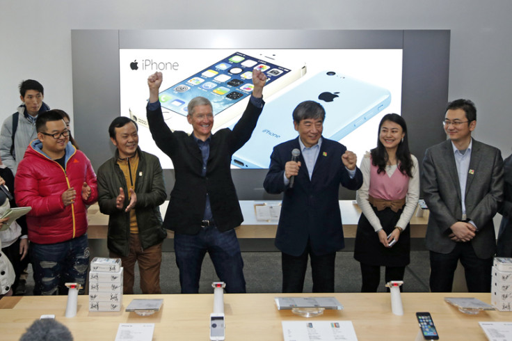Tim Cook in Beijing for China Mobile's iPhone launch