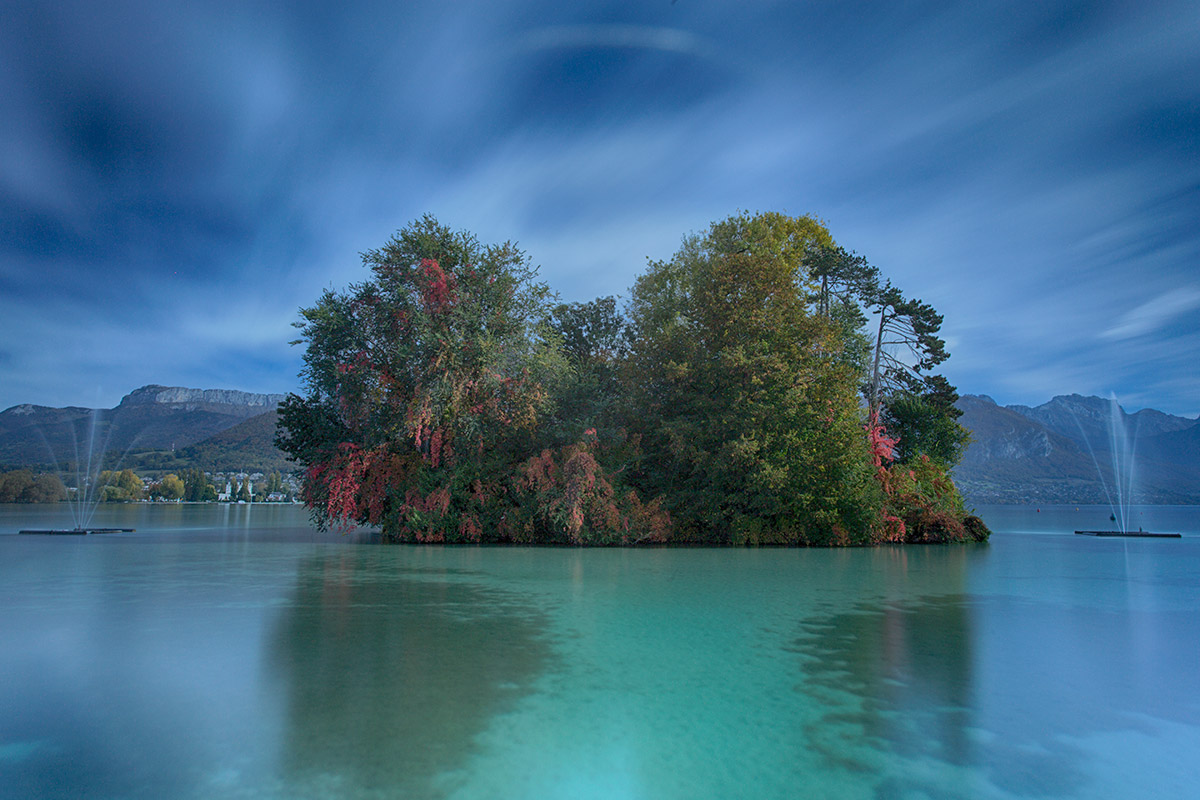 Richard Dyson And So it ends, Lake Annecy France