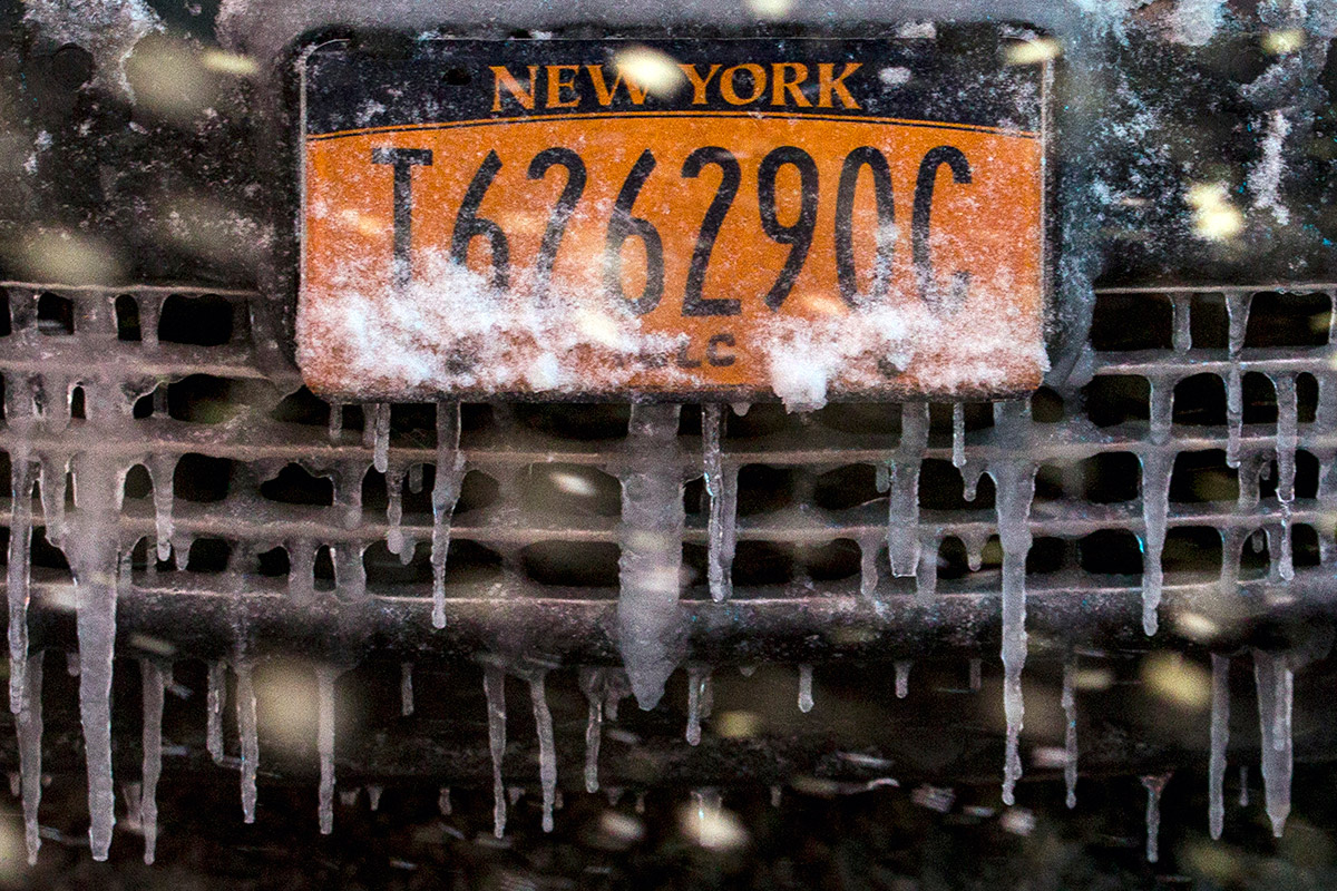 US weather car icicles