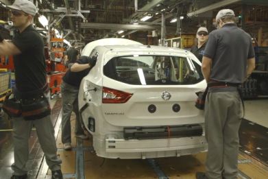 UK Produces One Car Every 20 Seconds on Strong Demand