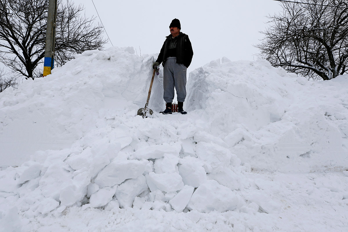 pile of snow