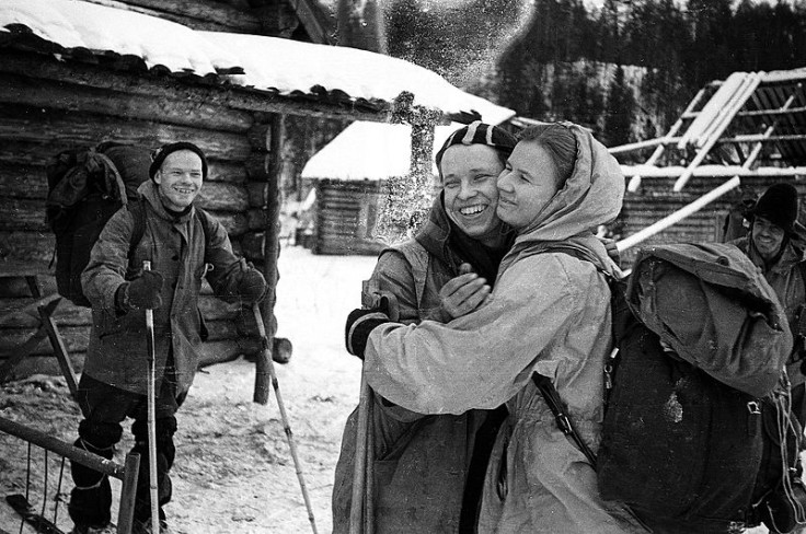 Dyatlov pass mystery hugging