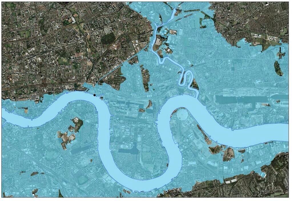 Uk Floods Thousands Of Homes Along Thames Could Face Evacuation