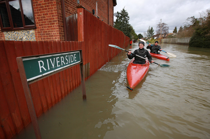 floods kayak