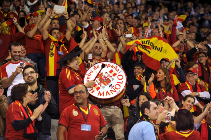 Spanish football fans