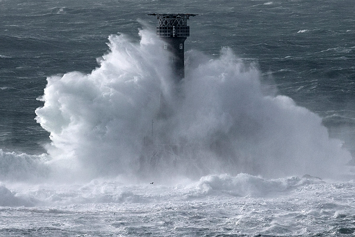 cornwall lighthouse