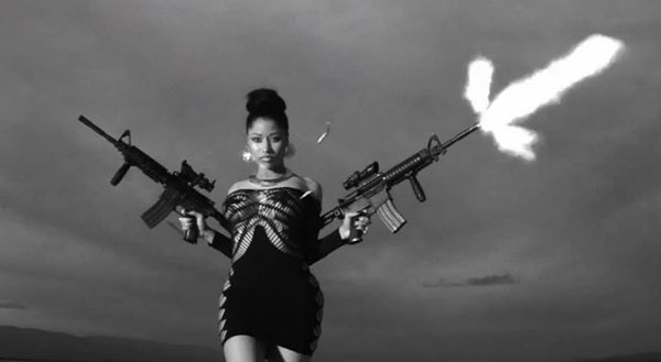 Nicki minaj deals black and white