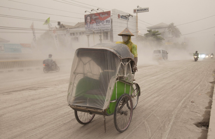 Indonesia volcanic eruption in Java island