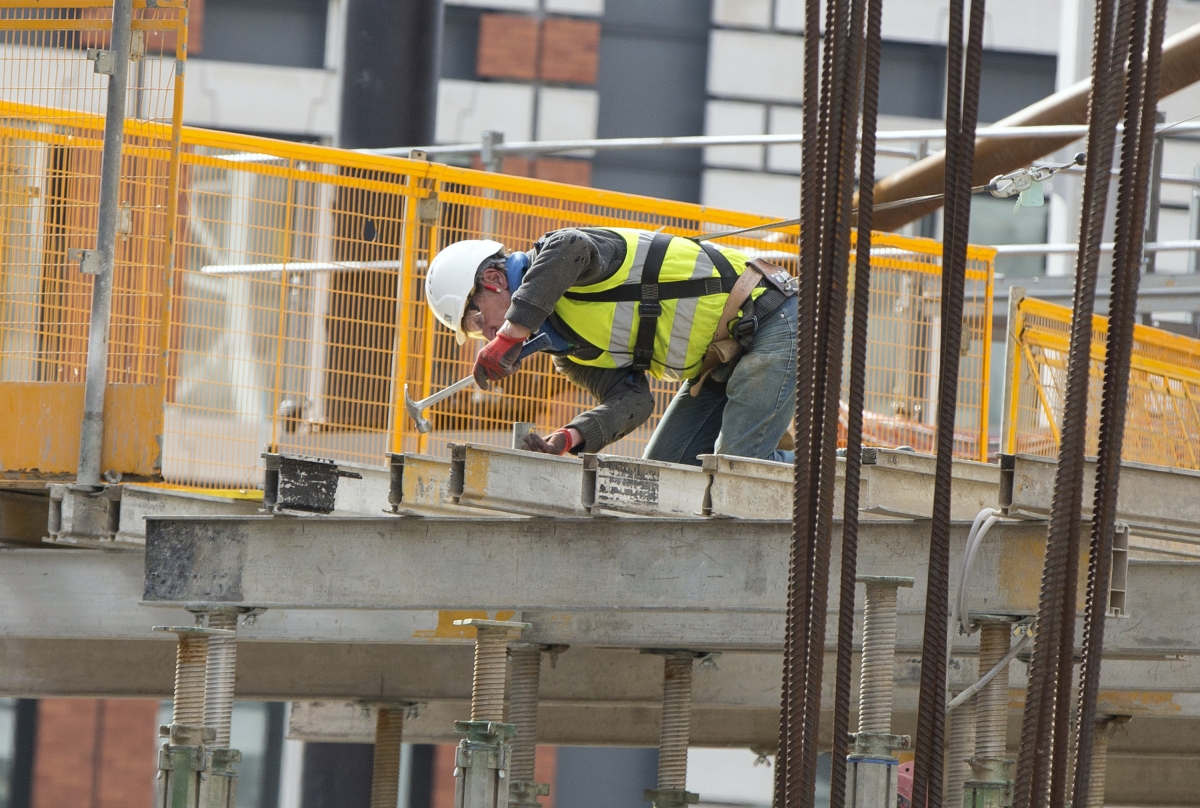 Construction Sector Must Tackle 'Dismal' Apprentice Numbers | IBTimes UK