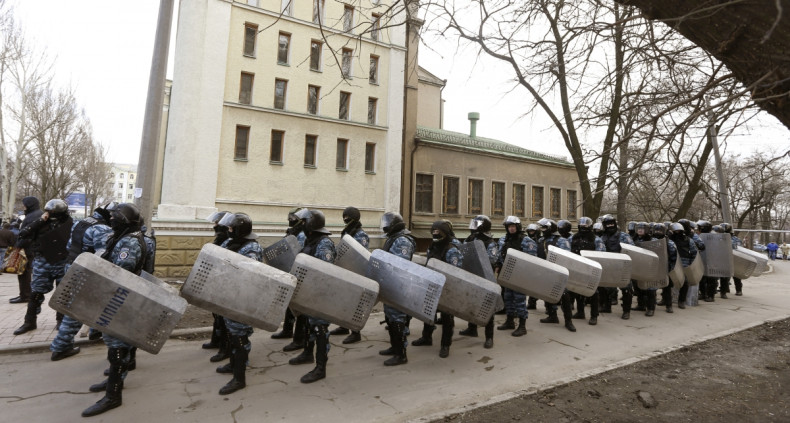 Ukraine: Kiev to disband Berkut elite police force