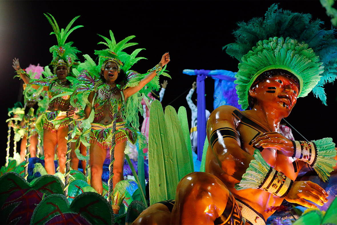 Carnival 2014. Рио де Жанейро карнавал 2014. Вивиане Араухо бразильский карнавал. Экзотические танцы. Рио-де-Жанейро карнавал костюмы.