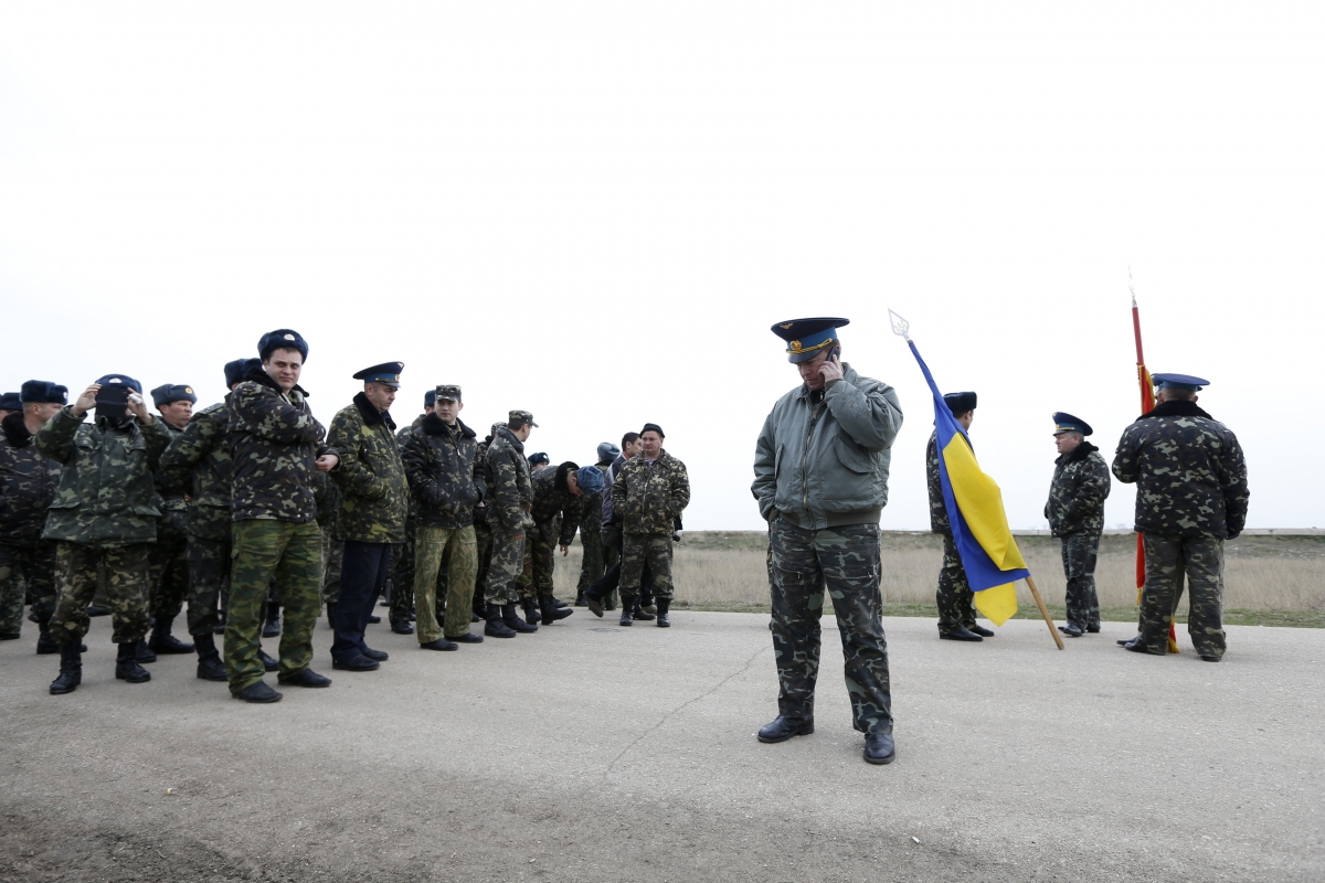 Ukraine Crimea Crisis, Belbek airport stand-off