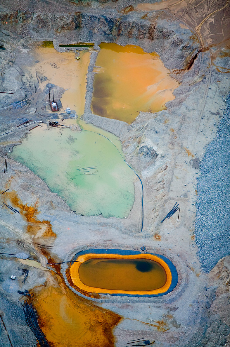 Alex MacLeans Aerial Photographs Reveal Mans Impact on the Environment