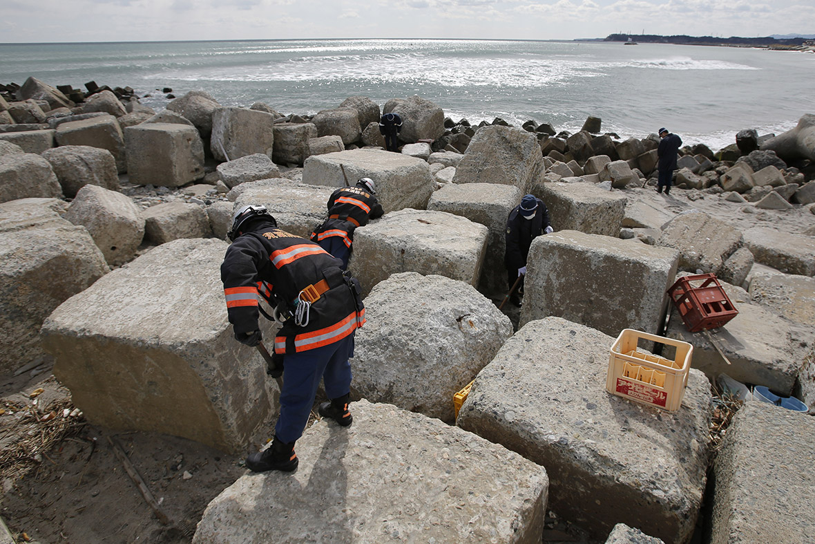 5.9 magnitude earthquake hits Japan's Honshu island and ...