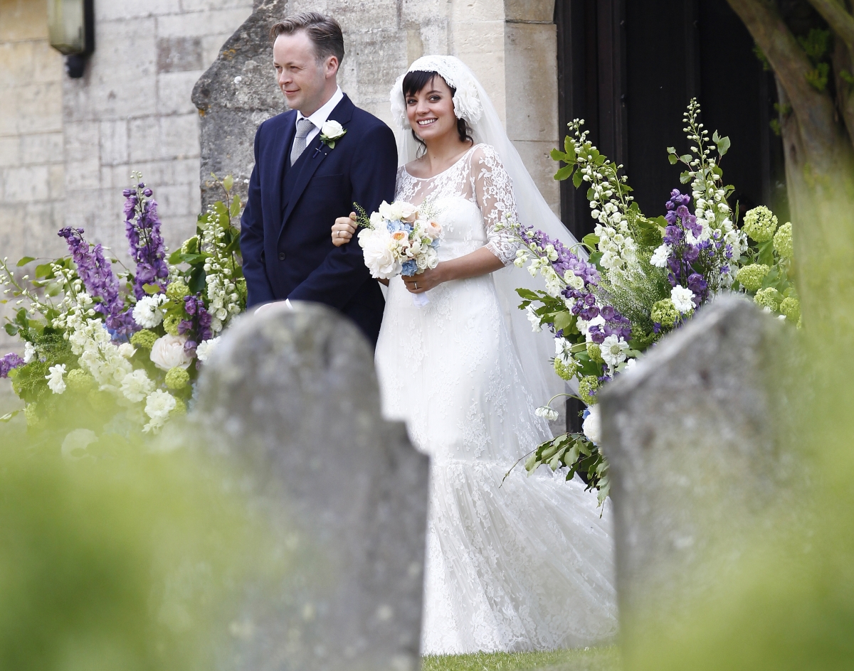 Lily allen shop wedding chanel dress