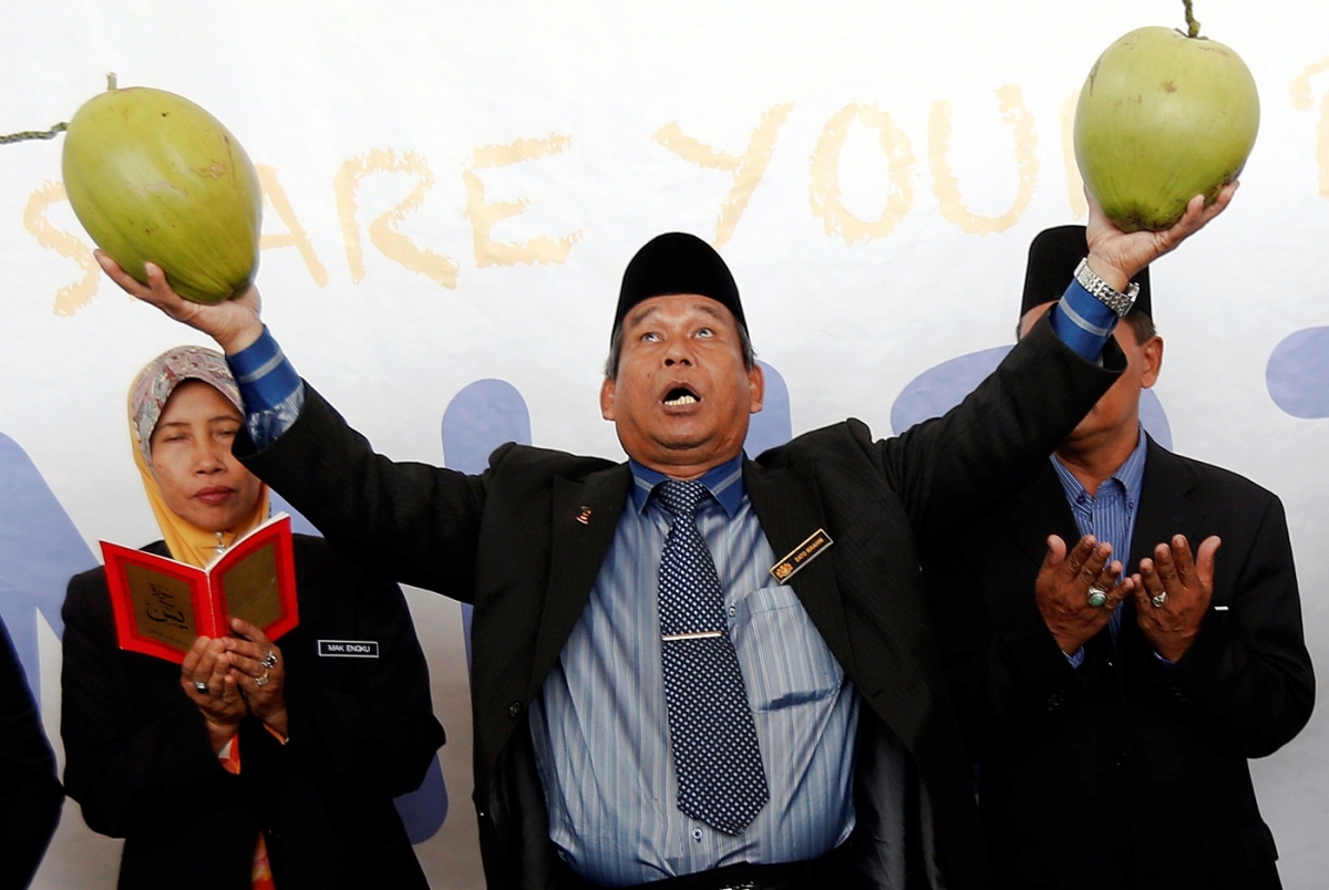 Missing Malaysia Airlines MH370: Witch Doctor-Inspired App Gets Over