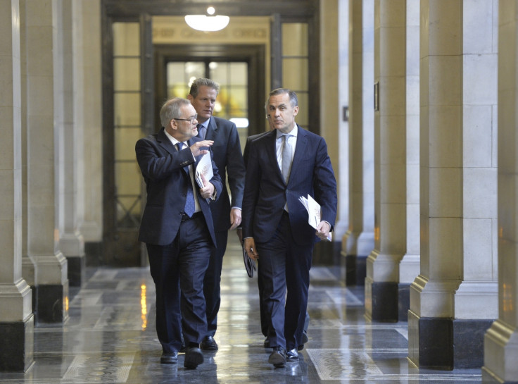 Bank of England Governor Mark Carney (R) chats with deputy Governor Charlie Bean (L)