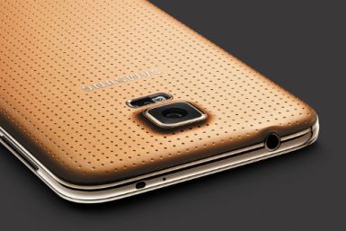 Samsung Galaxy S5 Gold Launch 2