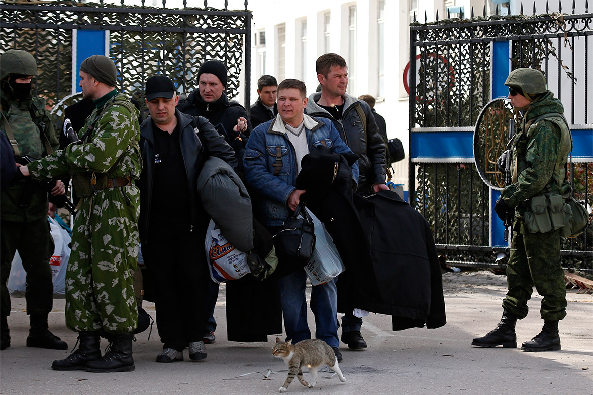 ukrainians leave