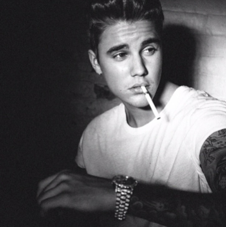 Justin Bieber posts a selfie, modelled on film actor James Dean