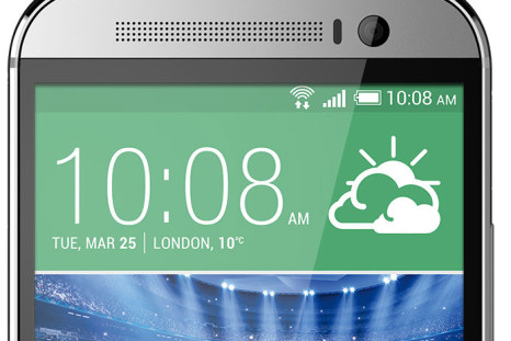HTC One M8 Review - BlinkFeed
