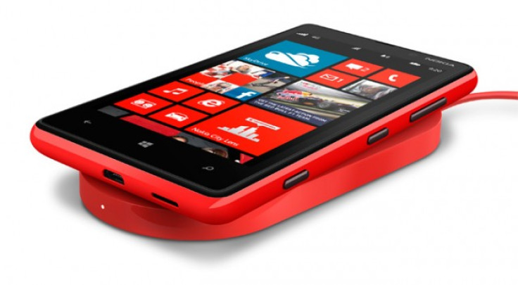 Nokia Lumia 930 Wireless Charging for Free
