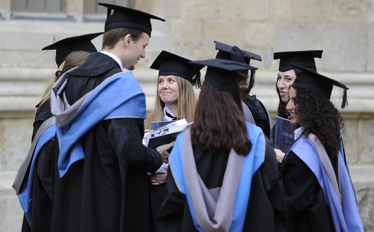 uk-graduate-starting-salaries-tumble-11-as-university-leavers-earn