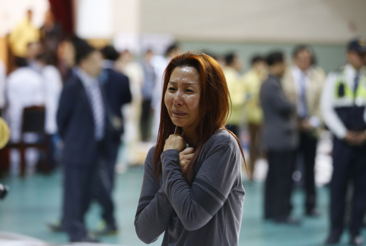 South Korean ferry with 477 passengers sinks off southern coast