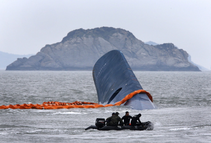 South Korean Ferry Captain Lee Joon Seok Investigated