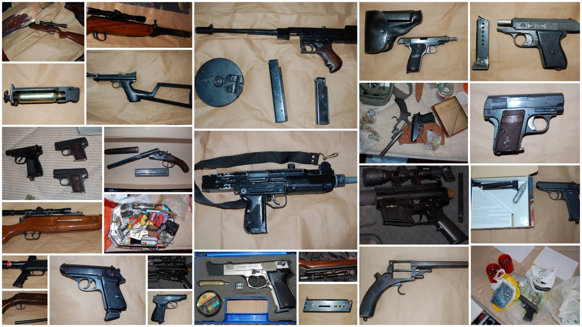 Guns gangs. Pistol gang. Gun [uk, 60's]. Uk gang Weapons. Guns uk.