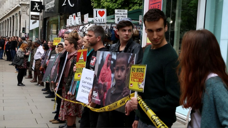 Human chain in Oxford Street