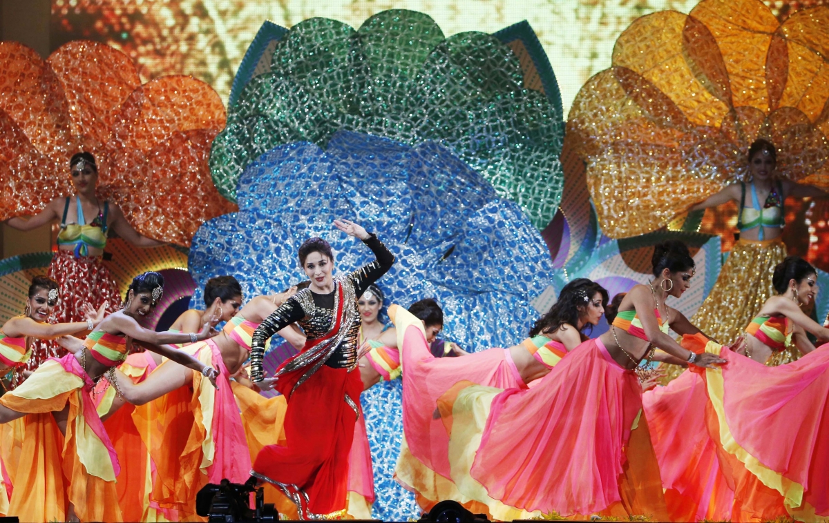 IIFA Awards 2014 in Pictures: Bollywood Stars Hrithik Roshan, Priyanka