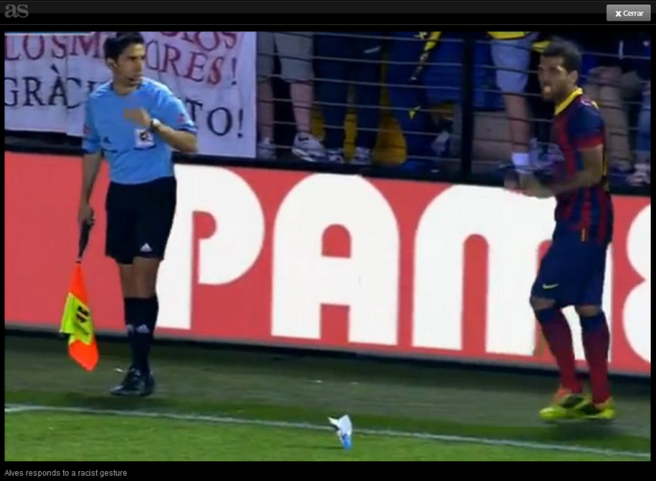Alves eats banana thrown at him at the Madrigal