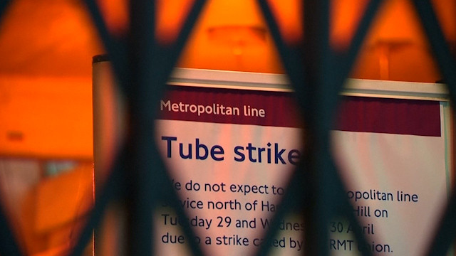 London Commuters Face Tube Strike Misery London Commuters Face Tube Strike Misery