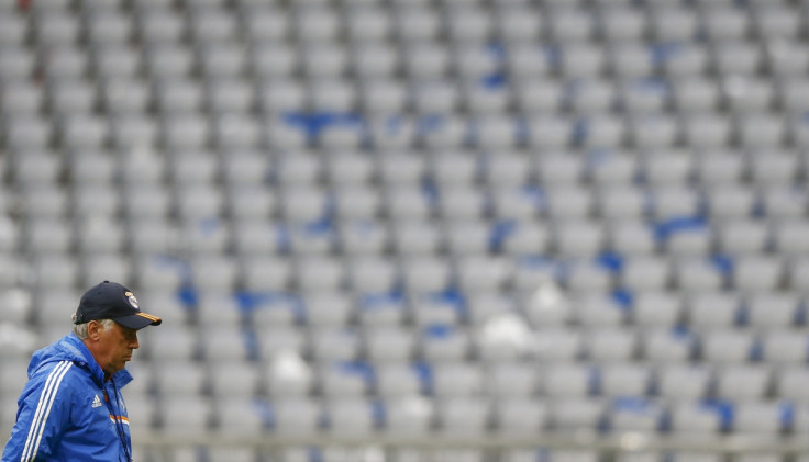 Real Madrid coach Carlo Ancelotti conducts a training session in Munich April 28, 2014.