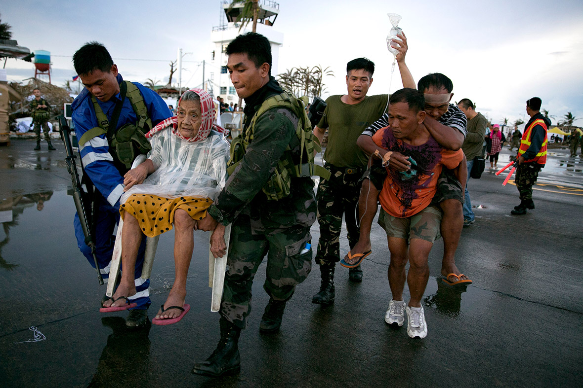 Typhoon Haiyan 25 Pictures Of Philippines Killer Storm