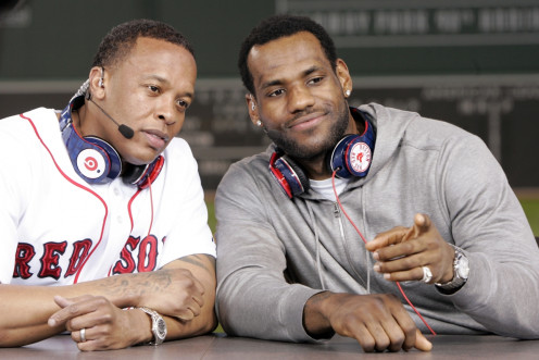 Cleveland Cavaliers LeBron James and recording artist Dr. Dre (L)