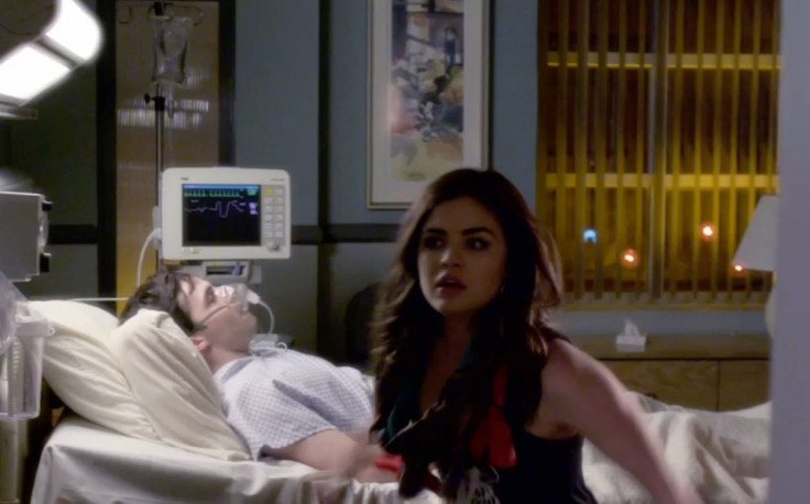 Pretty Little Liars Season 5 Spoilers: Will Ezra reveal the Identity of 'A' before the Liars?